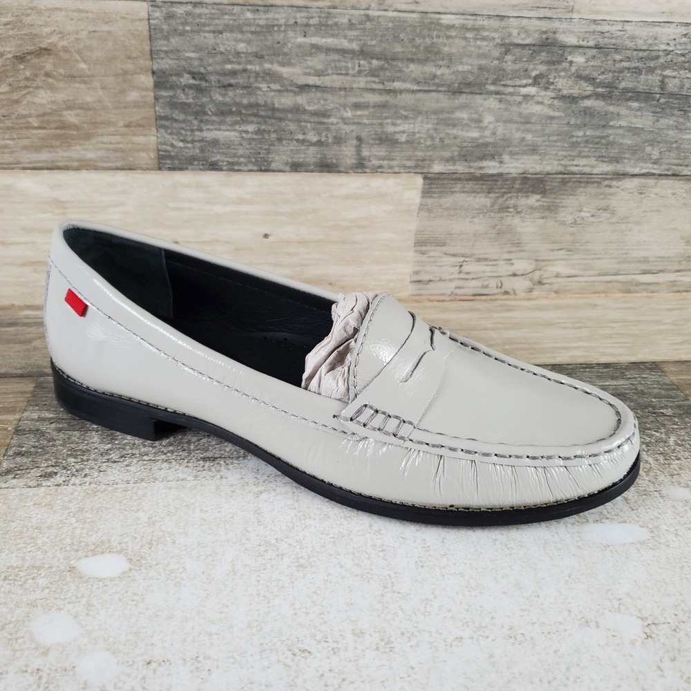 Marc Joseph New York East Village Womens Loafers Sz 9.5 off-White Svelte Patent